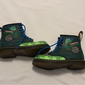 Dr. Martens Leonardo Teenage Mutant Kids/Toddler Combat boots